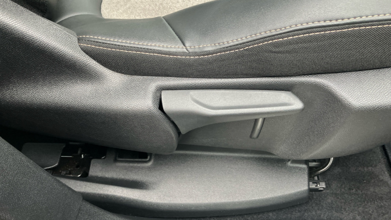 Peugeot 3008 1.6 Hybrid 225 GT 5dr e-EAT8 Estate